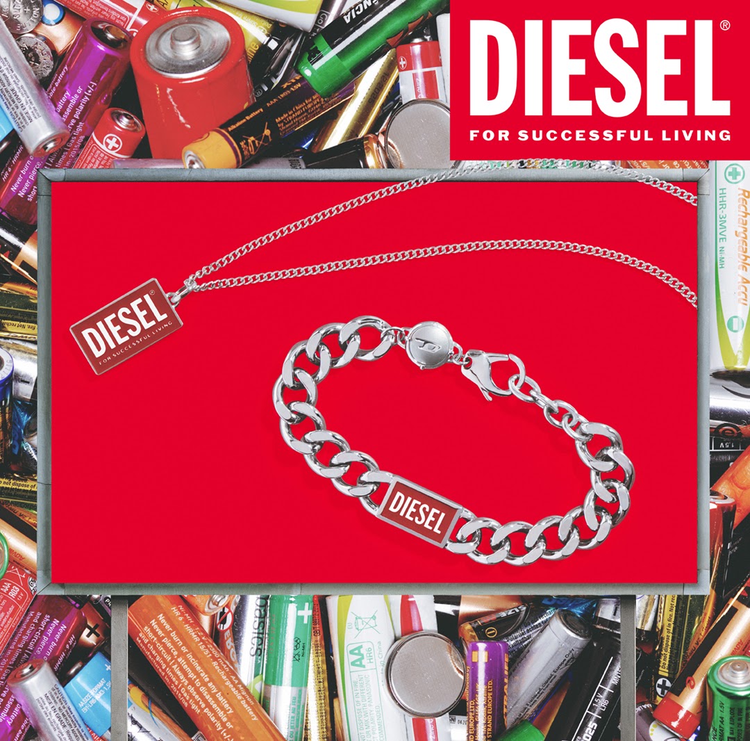 DI781_DIESEL%20FW22_LICENSING_1 1-1080x1080px_CROPS_04